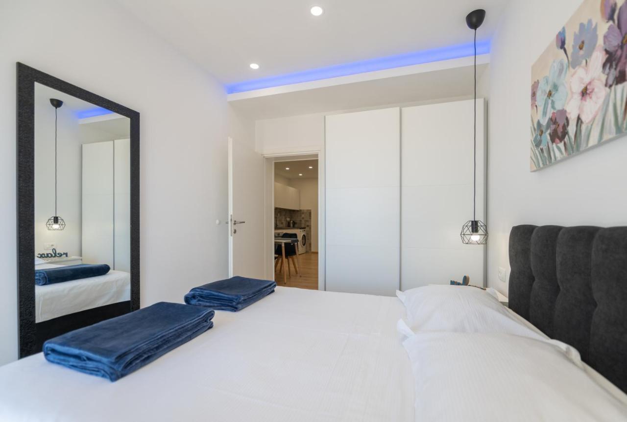 Apartmani Sani Makarska Bagian luar foto