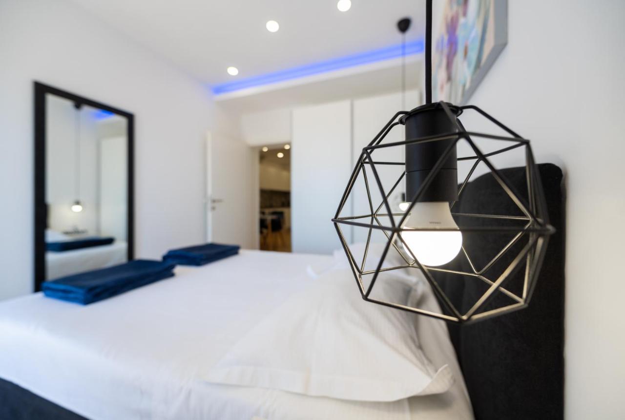 Apartmani Sani Makarska Bagian luar foto