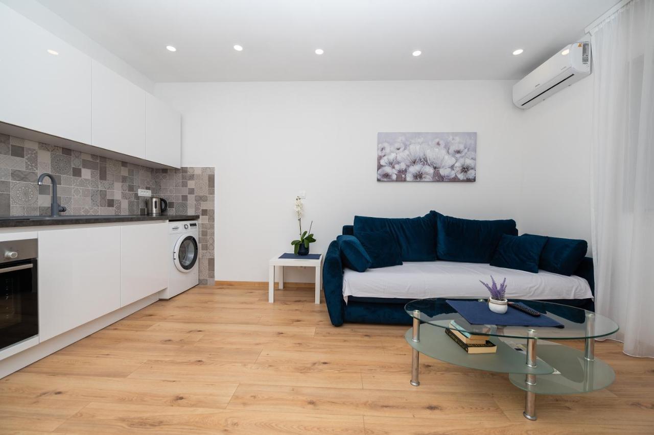 Apartmani Sani Makarska Bagian luar foto