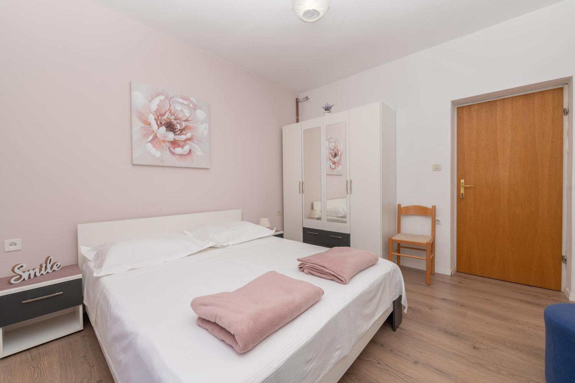 Apartmani Sani Makarska Bagian luar foto